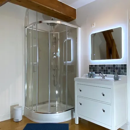 Bonnes Routes - 4 Star In The Perigord La Coquille